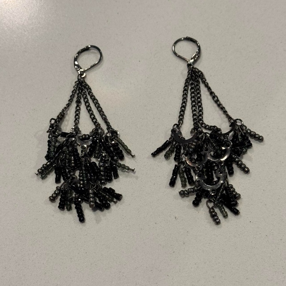 Dangle Chain Tassel Earrings in Gunmetal Black